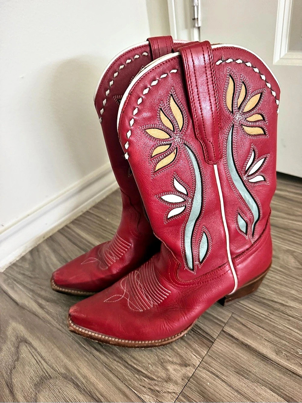 Tecovas Sadie bloom 8